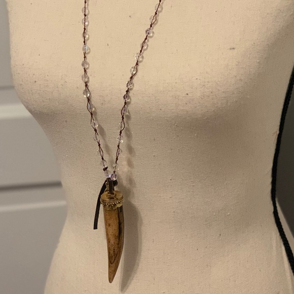 Store Closing‼️ Bone Boho Pendant Necklace - Picture 4 of 6